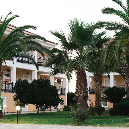 Village Inn Studios & Family Apartments-3